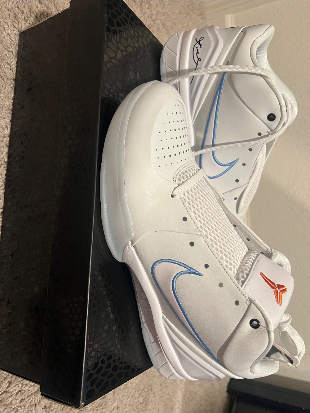 Nike Black Kobe IV Protro Box Label